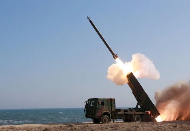 Triều Tiên tuyên bố thử thành công tên lửa mang nhiều đầu đạn