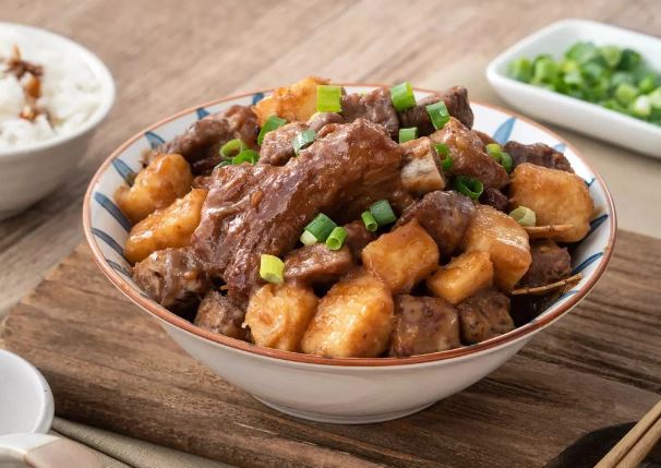 Sườn heo kết hợp với nguyên liệu này đem om sẽ mềm, ngon hấp dẫn ăn vô cùng hao cơm