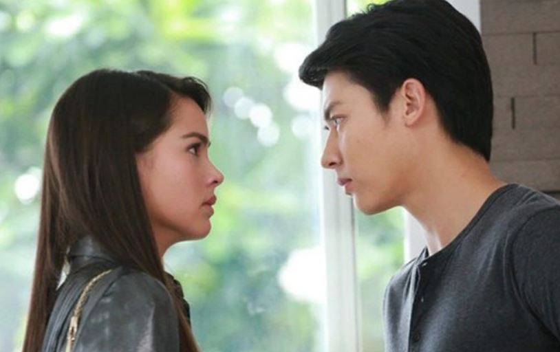 Về thăm mẹ đẻ, vô tình nghe mẩu chuyện giữa bố mẹ, nước mắt tôi ròng ròng và đưa ra quyết định mà không ai ngờ tới