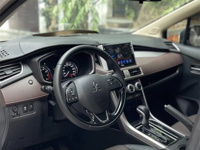 Mitsubishi Xpander Cross 2020 xuống giá ngỡ ngàng sau 4 năm lăn bánh 488745