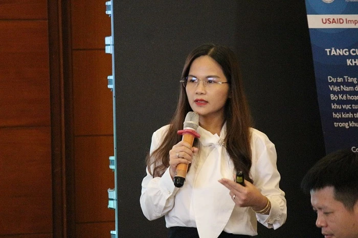 TS. Đăng Thị Minh Nguyệt – Giảng viên Đại học Thương mại Hà Nội Giải pháp tài chính xanh cho các doanh nghiệp chuyển đổi xanh
