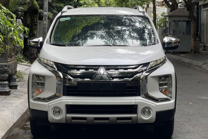 Mitsubishi Xpander Cross xuống giá ngỡ ngàng sau 4 năm lăn bánh