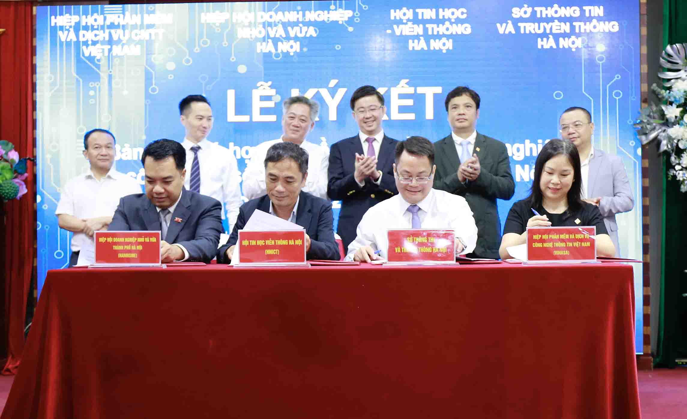 Hà Nội: Phát triển 10.000 doanh nghiệp công nghệ số