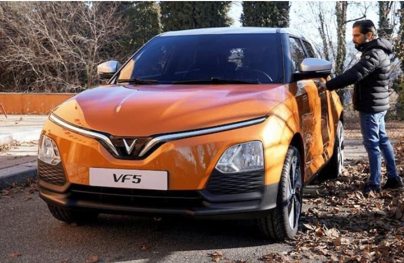 Mua VinFast VF 5 hay Toyota Raize: Xe xanh sở hữu nhiều tính năng vượt trội khiến đối thủ e dè