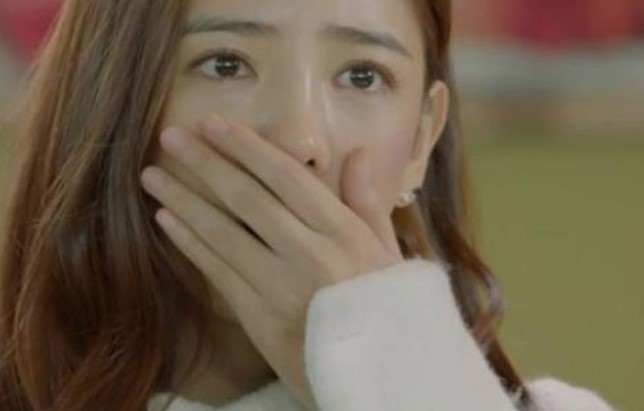 Về nhà thấy cổng mở toang, tôi hoảng sợ khi bắt gặp anh hàng xóm từ trong chính nhà mình bước ra