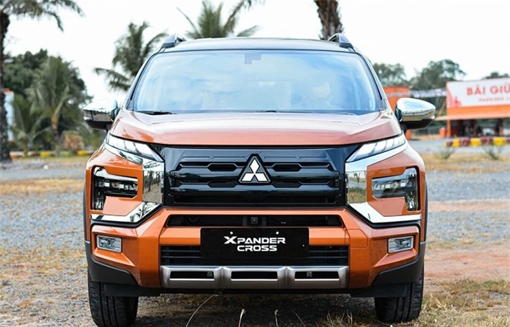 Giá xe Mitsubishi Xpander Cross lăn bánh cuối tháng 6/2024: Tưng bừng ưu đãi, áp đảo Suzuki XL7 ảnh 2