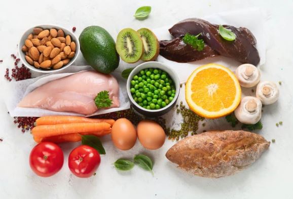 Những vitamin cần thiết nên bổ sung trong mùa hè