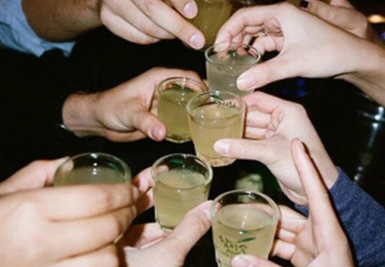 Chỉ vì cái ngày kinh hoàng 10 năm trước, con gái không tha thứ cho tôi, đến ngày ra đi nó nhắn vẻn vẹn 5 từ