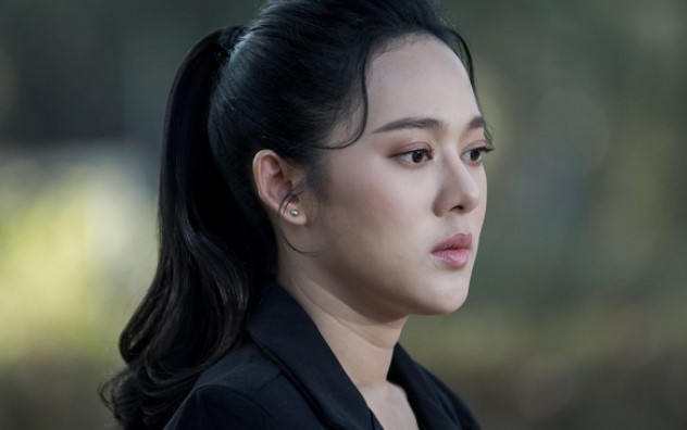 Chồng cầm 1 hộp quà về nhưng lại khoe với hàng xóm, khi anh mở ra tôi chỉ biết bàng hoàng không nói nên câu