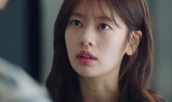 Suốt ngày tôi bị so sánh với chị hàng xóm, đến khi chồng chị ấy hốt hoảng chạy sang xin ngủ nhờ thì chồng tôi mới bẽ bàng