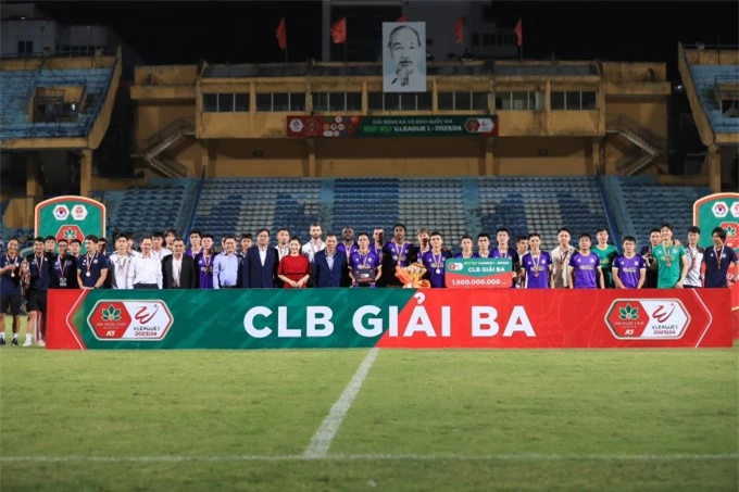 CLB Hà Nội giành hạng 3 giải V.League 2023/24