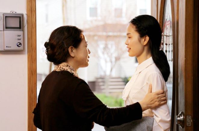 Ở cữ bị đối xử lạnh nhạt, 1 năm sau tôi mua căn hộ tiền tỷ dọn ra ở riêng