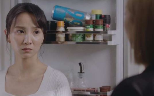 Mang thai vẫn nấu nướng dọn dẹp phục vụ cả nhà, câu nói của chồng khiến tôi sững sờ