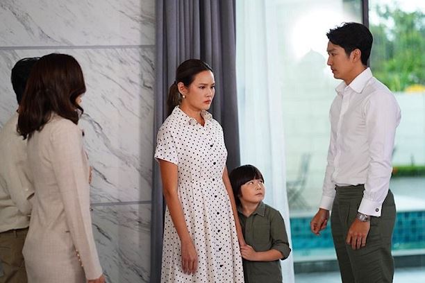 Giấu quá khứ để lấy chồng, đêm tân hôn nghe tiếng gọi ngoài cửa tôi khóc nghẹn