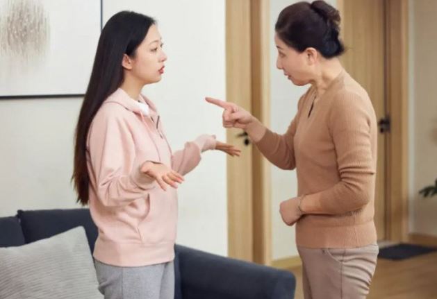 Trước đám cưới, bố mẹ chồng tương lai yêu cầu một việc, cô gái bức xúc: “Thà không lấy chồng còn hơn”