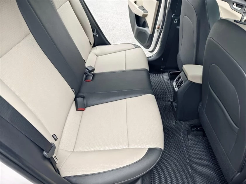 Hyundai Accent 2023 chạy ‘lướt’ 1 năm rao bán với giá khó tin 491650