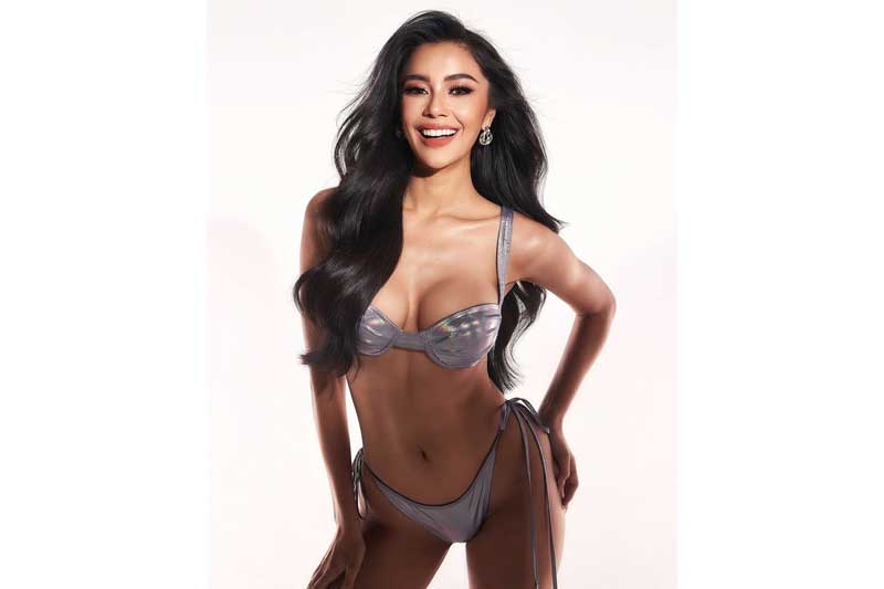 Nghẹt thở khi ngắm thân hình như tạc tượng của người đẹp có 350.000 fan