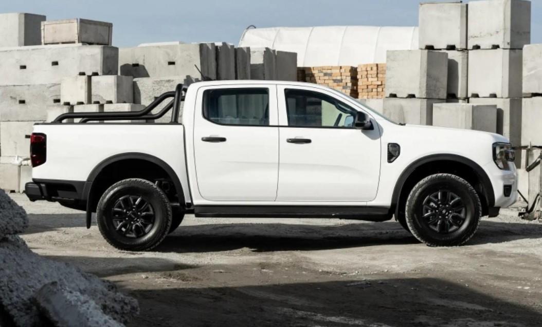 Ford Ranger có thêm phiên bản Black Edition: Giới hạn 1.500 chiếc, giá hơn 950 triệu đồng