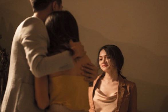 Định nhường chồng cho ‘bé ba’ nhưng nào ngờ cú ‘quay xe’ bất ngờ của chị vợ khiến cả chồng và nhân tình tái mặt van xin khẩn khoản