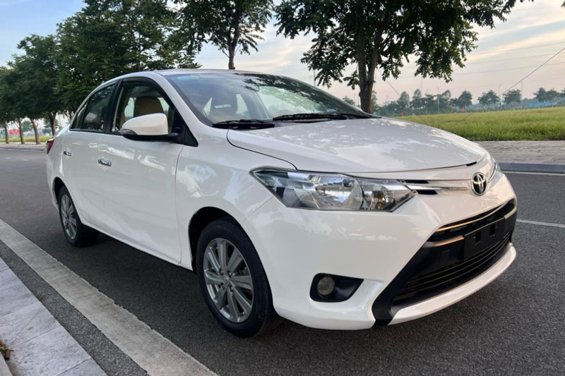 ‘Phát sốt’ với chiếc Toyota Vios cực đẹp được chào bán hơn 200 triệu đồng, giá rẻ như bèo hút khách