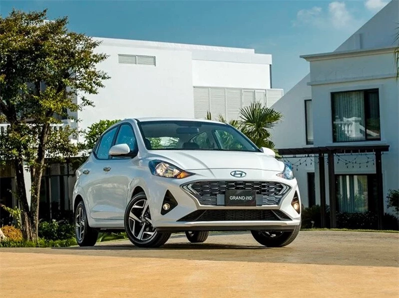 Giá lăn bánh Hyundai Grand i10 đầu tháng 7/2024 'rẻ như rau', sẵn sàng 'hạ đo ván' Kia Morning ảnh 1