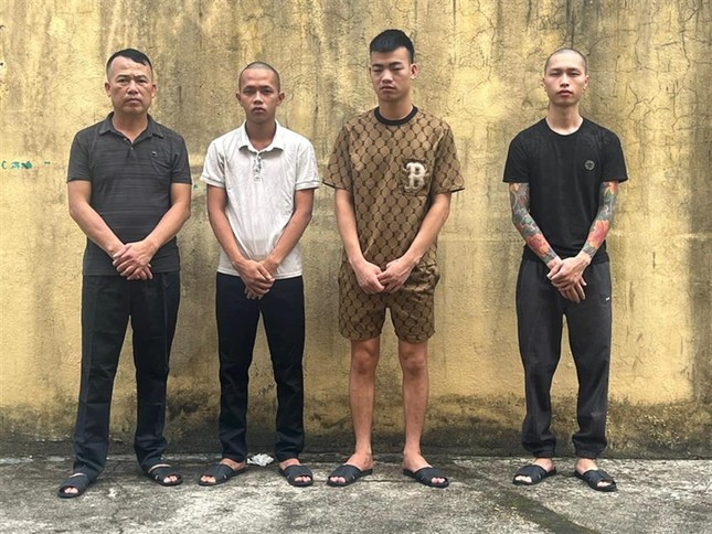 Triệt phá ổ nhóm mua, bán người dưới 16 tuổi