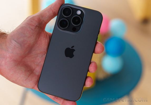 Quên iPhone 15 Pro Max, iPhone 15 Pro cũng Titan, trang bị không kém nhiều nhưng rẻ hơn rất nhiều