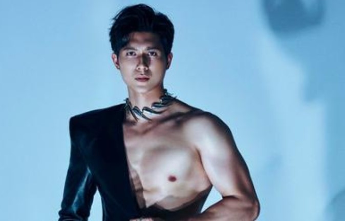 Tình trẻ Lệ Quyên khoe cơ bắp cuồn cuộn khiến chị em rạo rực