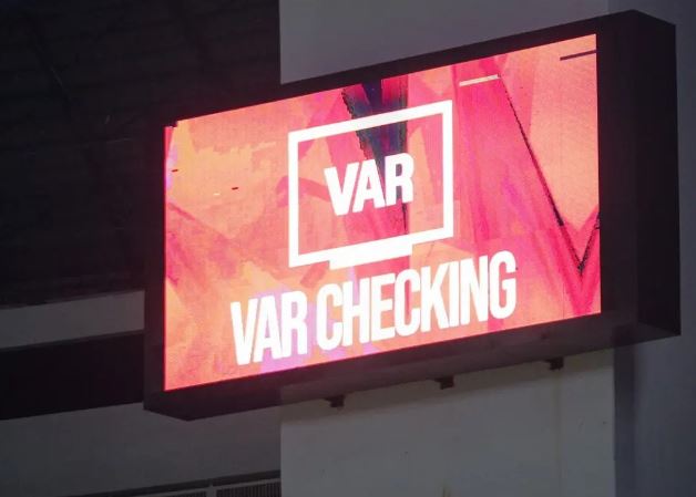 Đội Việt Nam nhận phán quyết VAR từ LĐBĐ Đông Nam Á