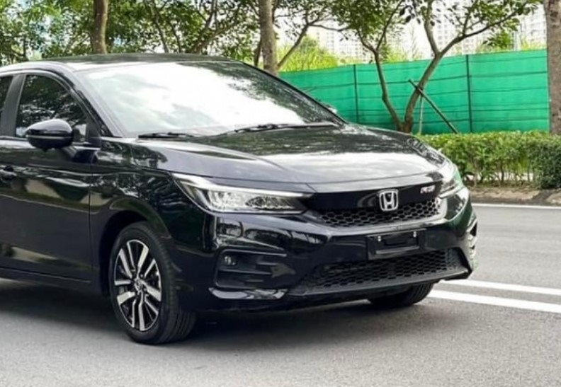 Lăn bánh 1 năm, Honda City chạy lướt bán lại với giá khó tin