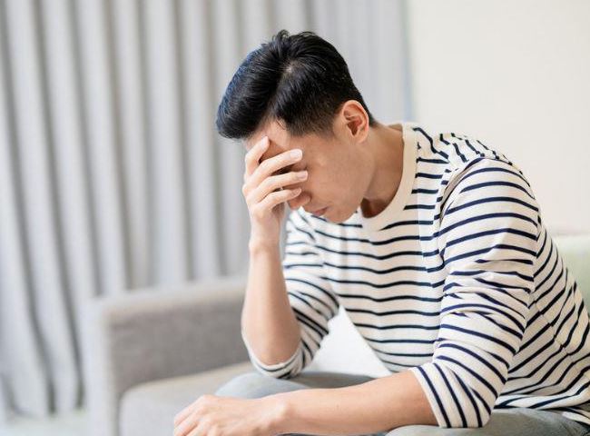 Nghe tiếng chồng thở gấp trong điện thoại, tôi giận tím mặt rồi lao ra đường đi theo địa điểm định vị thì phát hiện địa điểm rợn người