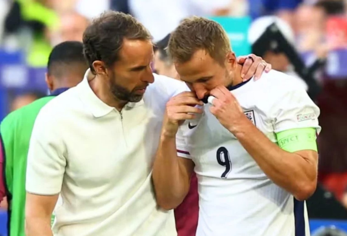 Harry Kane c&#x1EAD;p nh&#x1EAD;t t&#xEC;nh h&#xEC;nh ch&#x1EA5;n th&#x1B0;&#x1A1;ng sau tr&#x1EAD;n &#x111;&#x1EA5;u v&#x1EDB;i Th&#x1EE5;y S&#x129;