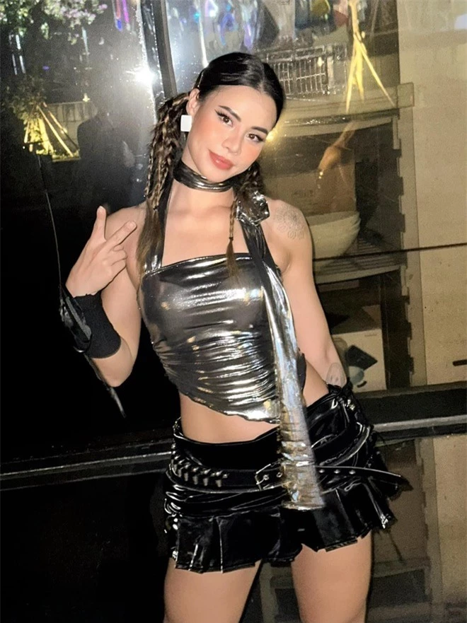 Vợ Hà Lê sở hữu body nóng bỏng, style chuẩn hệ Vợ Hà Lê sở hữu body nóng bỏng, style chuẩn hệ
