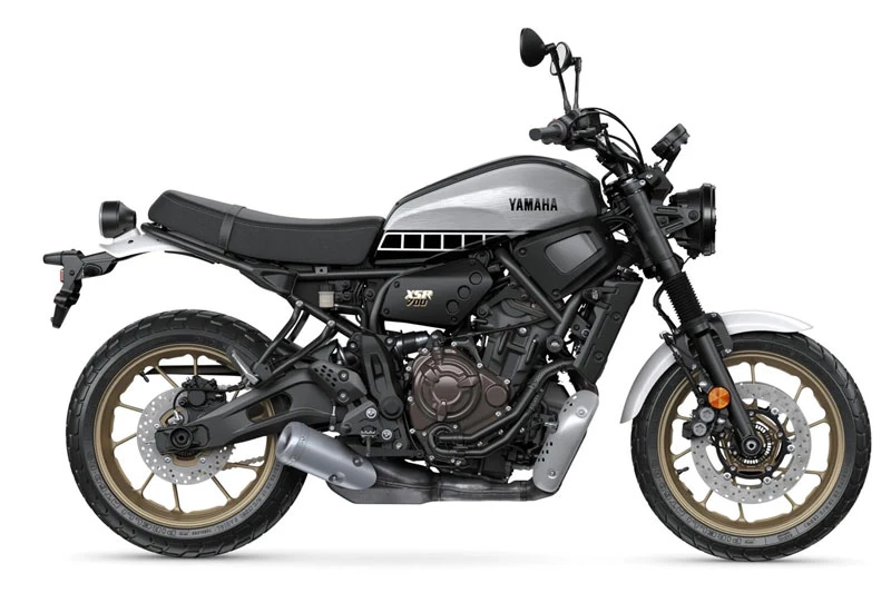 Yamaha XSR700 2024.