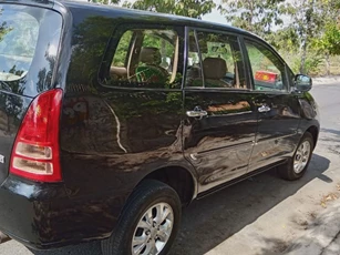 Toyota Innova lên sàn xe cũ giá chỉ 199 triệu đồng: Dân tình đổ xô mua thay Kia Morning hay Hyundai Grand i10