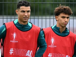 Ronaldo ra 'đòn đau' với tội đồ của ĐT Bồ Đào Nha