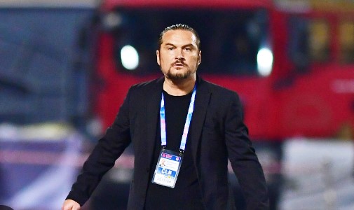 HLV Popov ở lại Thanh Hoá, ký hợp đồng 2 năm