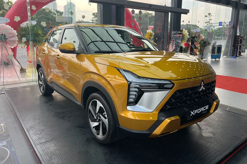 Mitsubishi Xforce Ultimate.