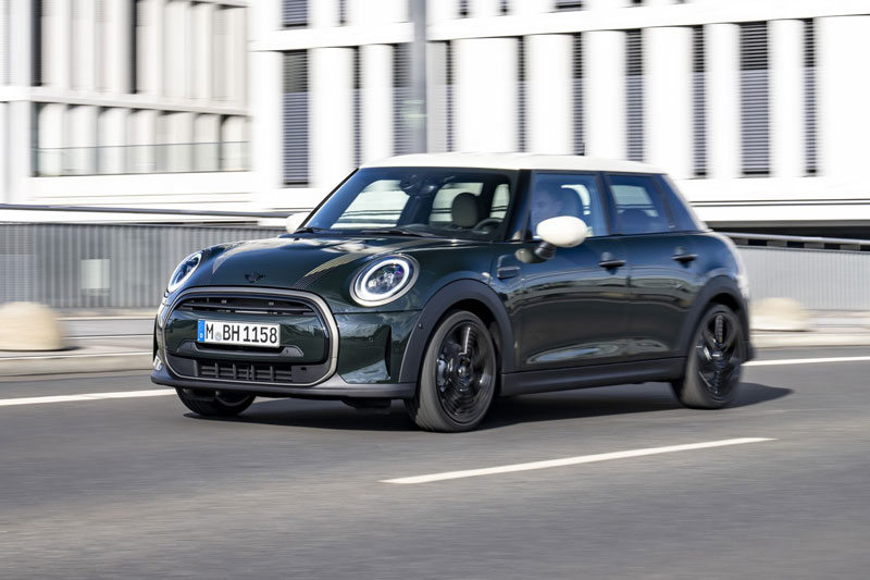 Bảng giá xe MINI tháng 7/2024