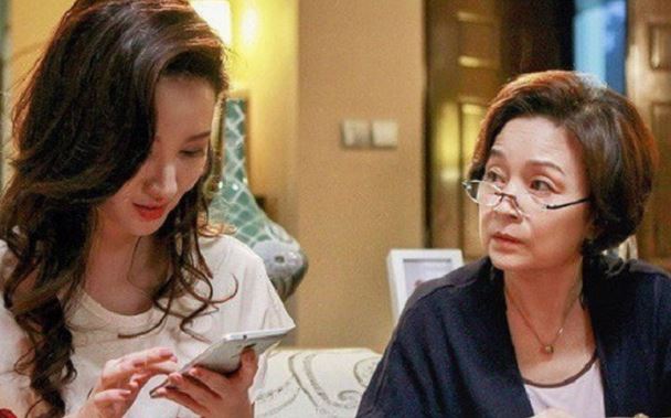 Chồng mất 10 năm tôi 1 lòng ở vậy chăm sóc bố mẹ, nào ngờ ông bà tặng ‘món quà sinh nhật’ khiến tôi chân tay run rẩy