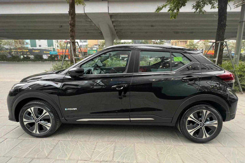 &#x27;K&#x1EBB; hu&#x1EF7; di&#x1EC7;t&#x27; Toyota Corolla Cross gi&#x1EA3;m gi&#xE1; h&#x1A1;n 150 tri&#x1EC7;u t&#x1EA1;i Vi&#x1EC7;t Nam