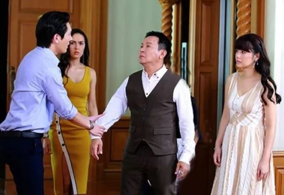 Ngày đưa về ra mắt gia đình mới biết người yêu là anh họ hàng xa, mỗi lần gặp nhau tôi và anh đều không dám nhìn mặt