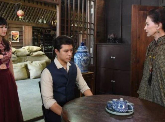 Đồng ý nhận tiền tỷ của mẹ bạn trai để chia tay người yêu, ai ngờ ngay hôm sau cô gái lại làm điều sốc đến tận óc khiến cả nhà choáng váng