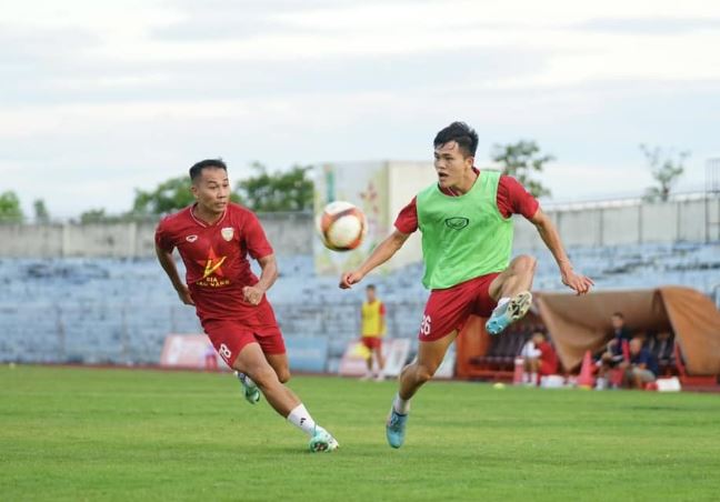 Tiền đạo ĐT Việt Nam chấn thương nặng