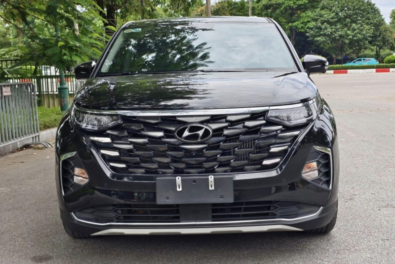 Hyundai Custin l&#x103;n b&#xE1;nh &#x2018;si&#xEA;u l&#x1B0;&#x1EDB;t&#x2019; rao b&#xE1;n v&#x1EDB;i gi&#xE1; kh&#xF3; tin