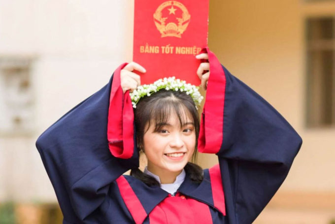 Cặp chị em khiến bố mẹ phổng mũi tự hào, nhiều người nô nức "xin vía": Học cực giỏi, thành tích thi lớp 10 trùng hợp đến bất ngờ!