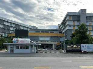 Giám đốc Bệnh viện sản nhi Long An trong vụ nợ lương 16 tỷ đồng bị hoãn xuất nhập cảnh