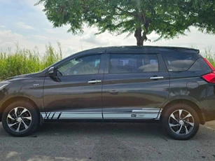 Lăn bánh 2 năm, Suzuki Ertiga cũ bán lại với giá ngỡ ngàng