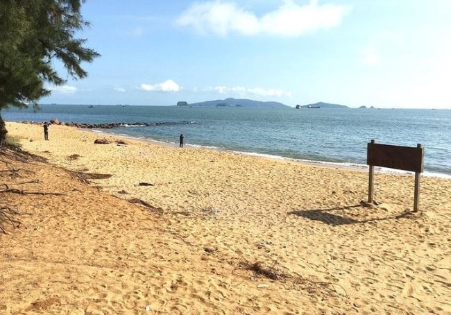 Khám phá vẻ đẹp hoang sơ, bình dị tại Bãi Đông Thanh Hóa