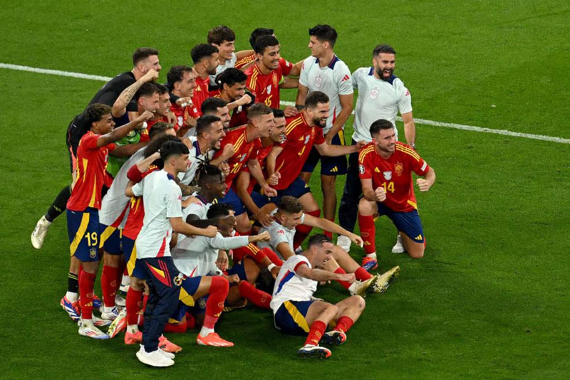 Yamal rực sáng, Tây Ban Nha vào chung kết Euro 2024